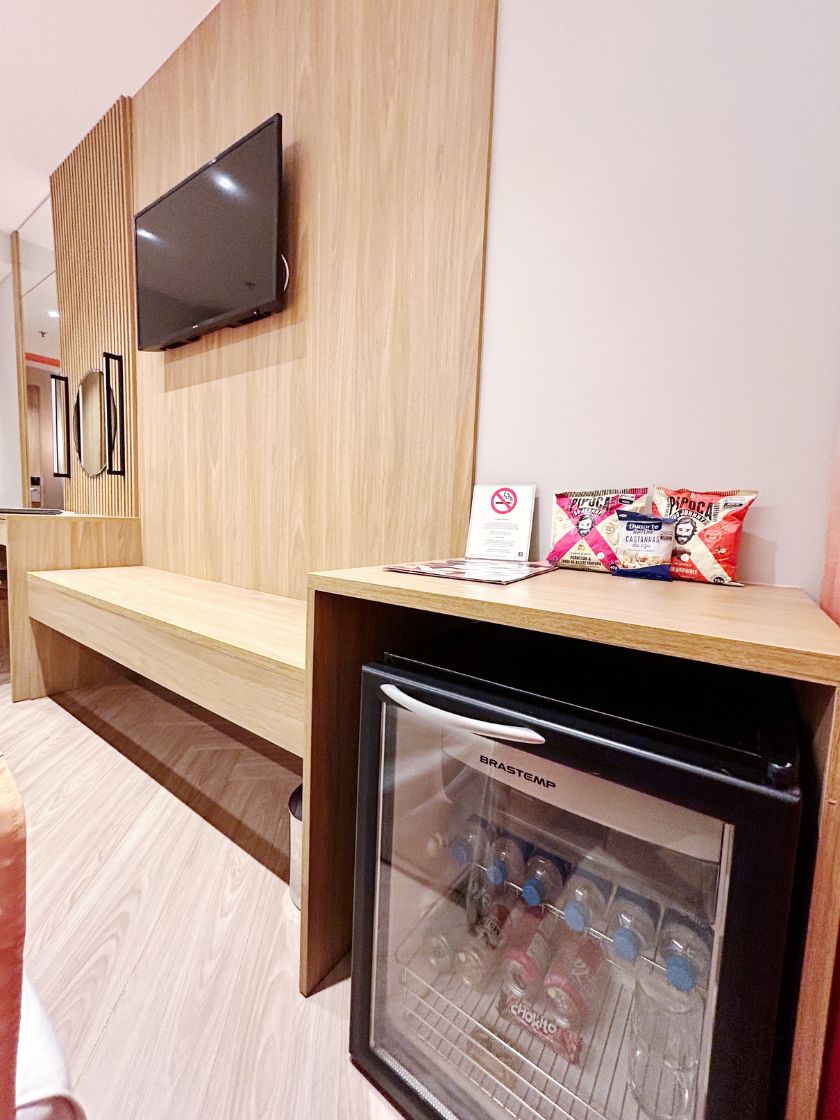 MAR-IPANEMA-HOTEL-QUARTO-Triplo-Cama-Casal-Frigobar