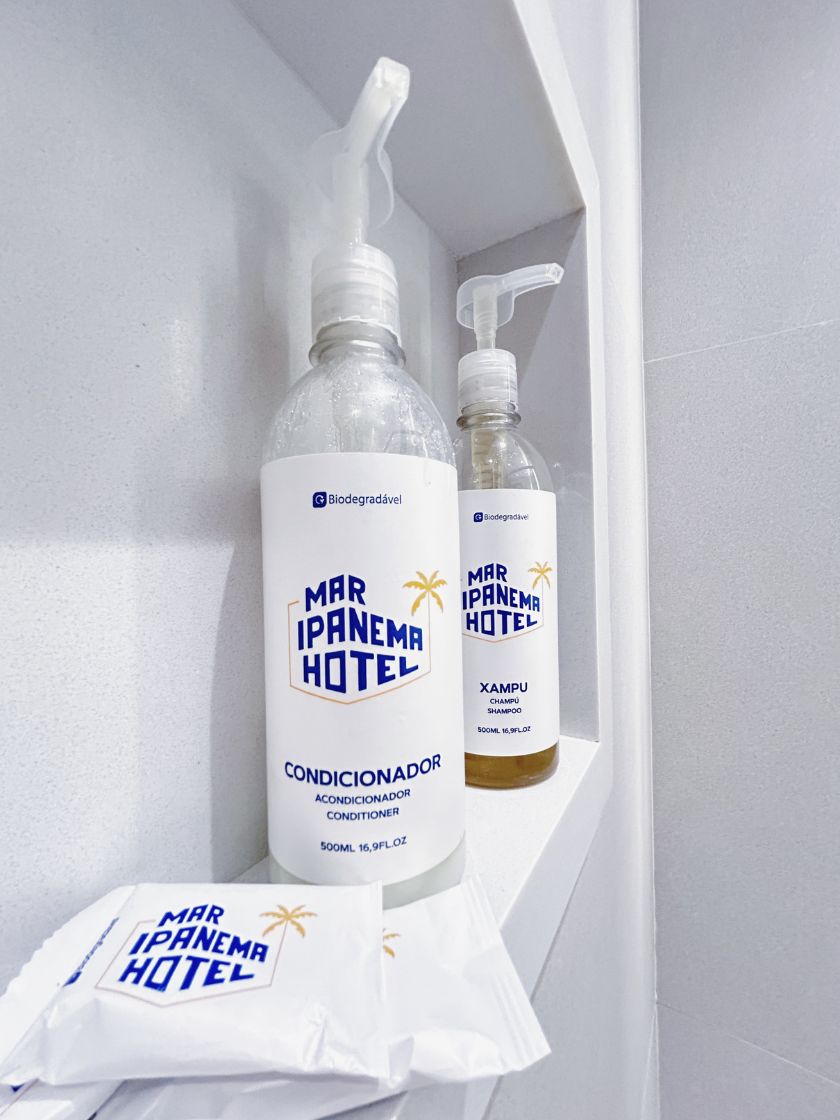 MAR-IPANEMA-HOTEL-QUARTO-Luxo-Triplo-Amenities